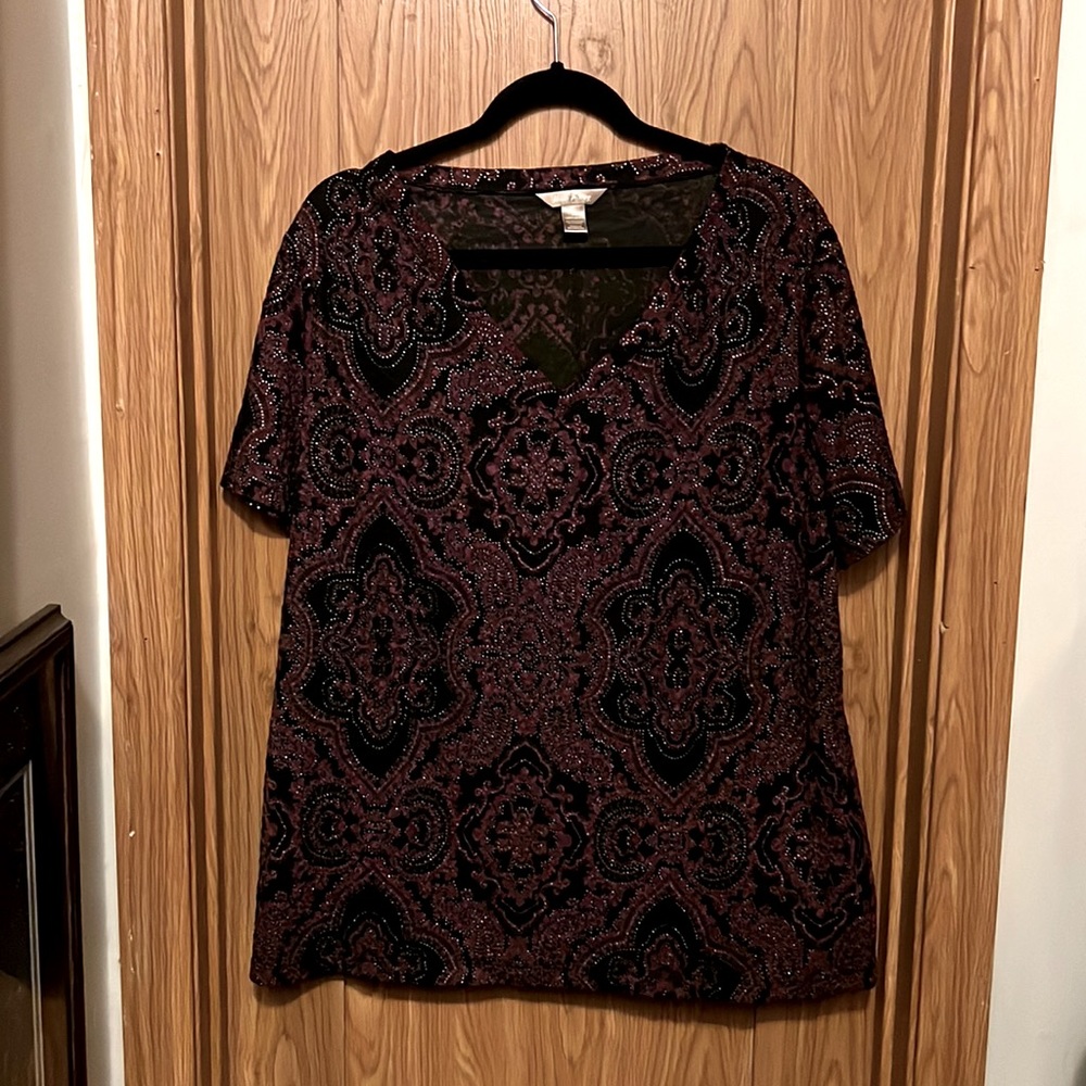 2x White Stag Purple and Black Top With Gold Thread